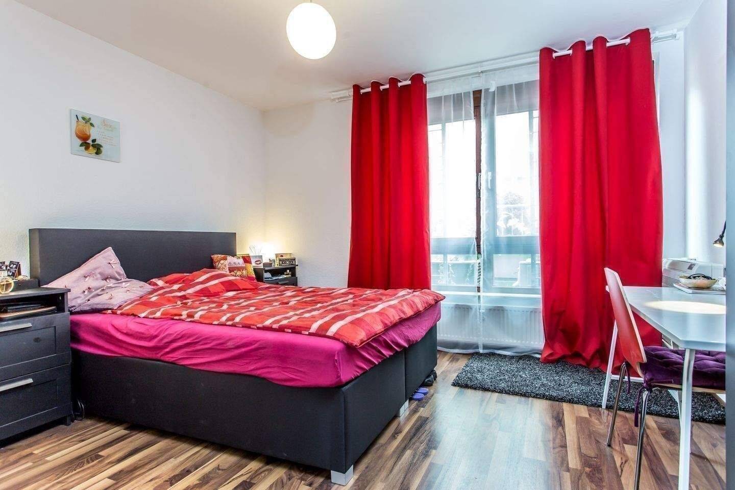 Ab 15.09.2026 – modern eingerichtetes Zimmer in 9er WG – top Lage in Sachsenhausen, 60599 Frankfurt am Main (Oberrad Sachsenhausen)