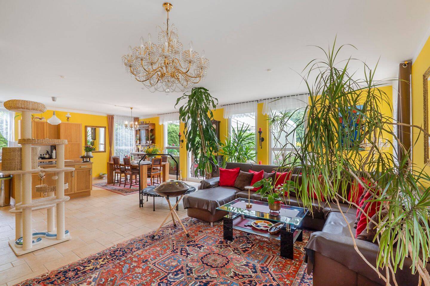 Großzügige Erdgeschosswohnung mit Garten, 45 m² Terrasse und Sauna, 12555 Berlin (Treptow-Köpenick Köpenick)