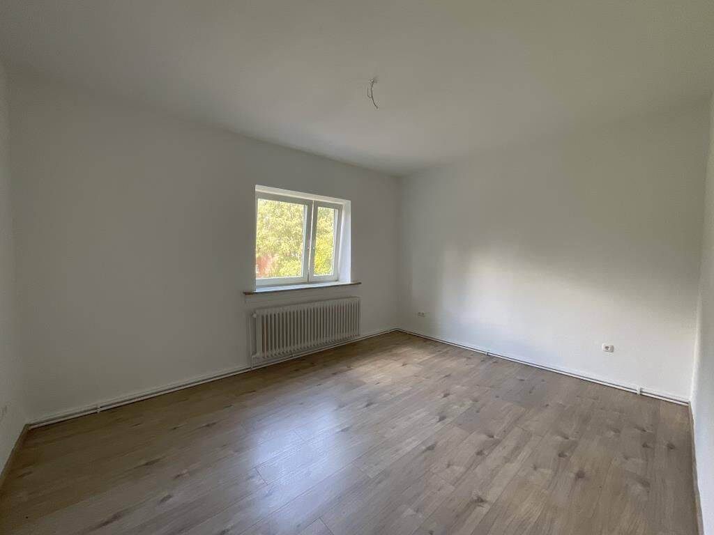 Top 3-Zimmer-Wohnung mit Dusche und Balkon in Wilhelmshaven! Bezugsfertig!, 26389 Wilhelmshaven