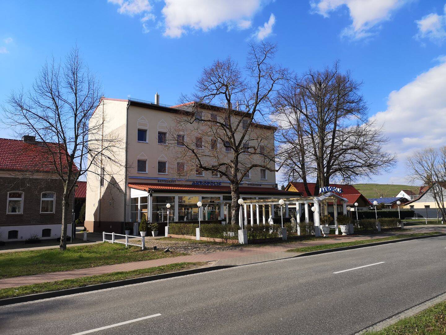 Heinze-Immobilien(IVD): Zwei möblierte Zimmer in Schwanebeck zu vermieten, 16321 Bernau bei Berlin