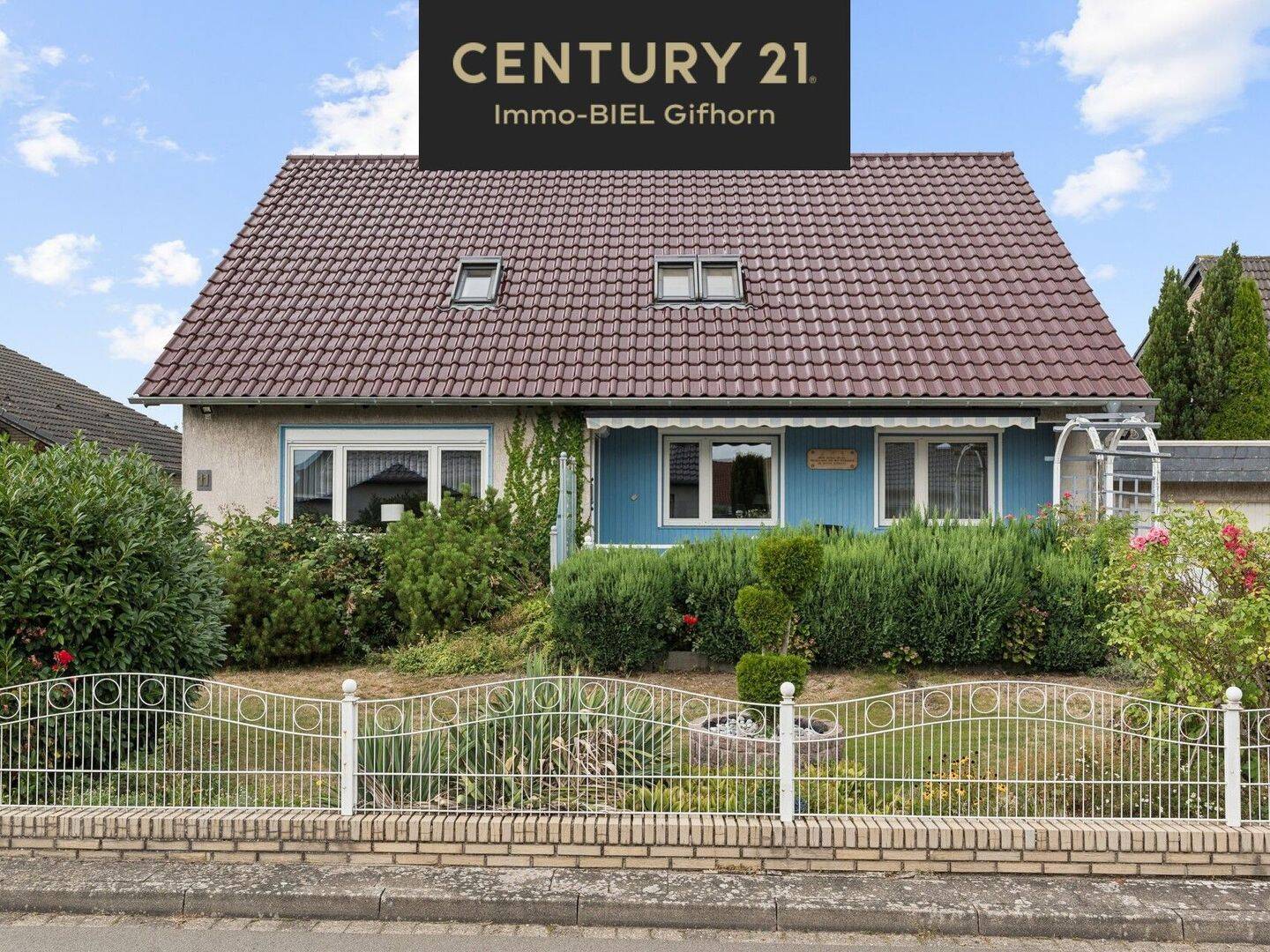 Viel Platz, großes Grundstück, viele Möglichkeiten – Einfamilienhaus in Velpke, 38458 Velpke