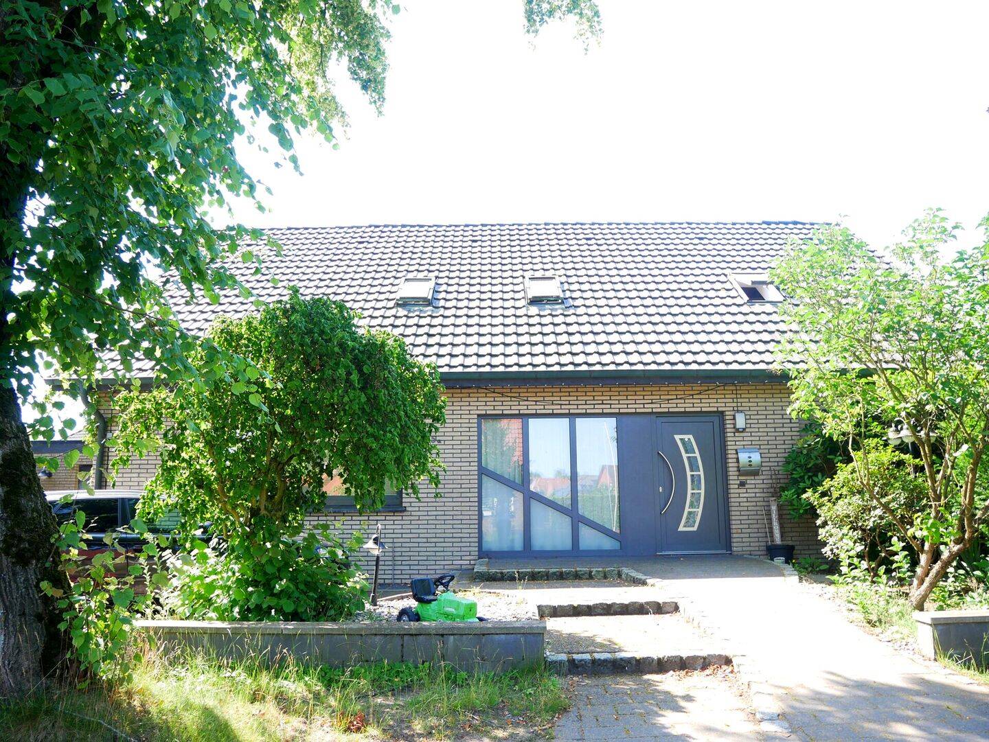 Flexibel wohnen: Großes Einfamilienhaus mit 2-Parteienhaus-Option, 49751 Sögel