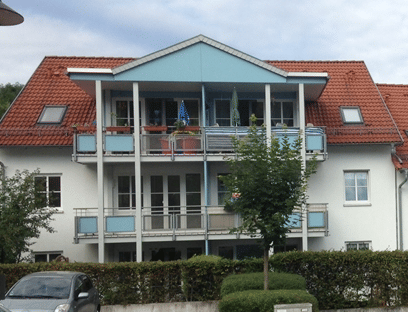 Geräumige 3-Raum-Wohnung mit Balkon & Einbauküche – Ihr neues Zuhause wartet!, 99819 Krauthausen