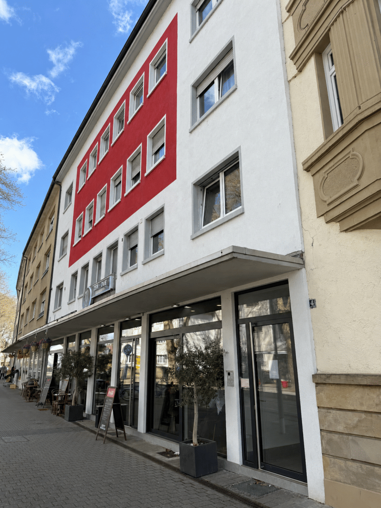 Moderne 4-Zimmer-Eigentumswohnung mit Balkon und Tiefgaragenstellplatz in Mannheim-Neuostheim, 68163 Mannheim (Fabrikstation Lindenhof Neuhermsheim Neuostheim)