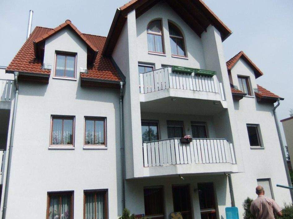 Gemütliche 2-Zimmer-Wohnung mit Sonnenbalkon, 4626 Schmölln