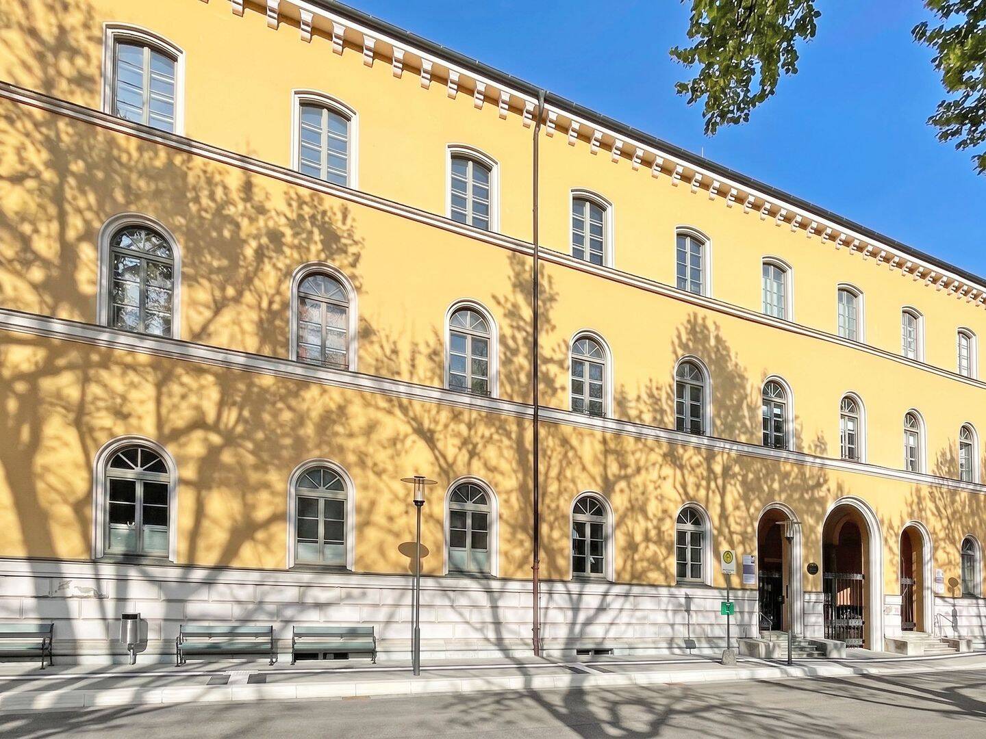 Historisches Ambiente trifft flexible Nutzung – Einheit in der Alten Saline, 83435 Bad Reichenhall