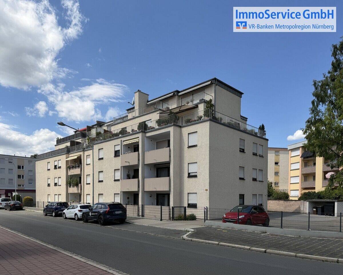 Vermietete 3-Zimmer-Penthouse-Wohnung mit großzügiger Dachterrasse und Außenstellplatz, 90552 Röthenbach a.d. Pegnitz