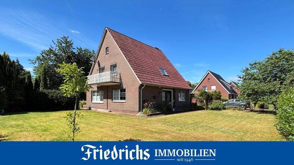 Attraktives Einfamilienhaus mit Garage in begehrter Lage von Barßel-Harkebrügge, 26676 Barßel