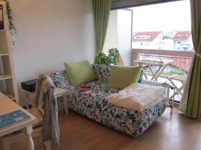 Ruhige möblierte 1 Zimmerwohnung in St.Johann von privat (Reserviert), 66123 Saarbrücken