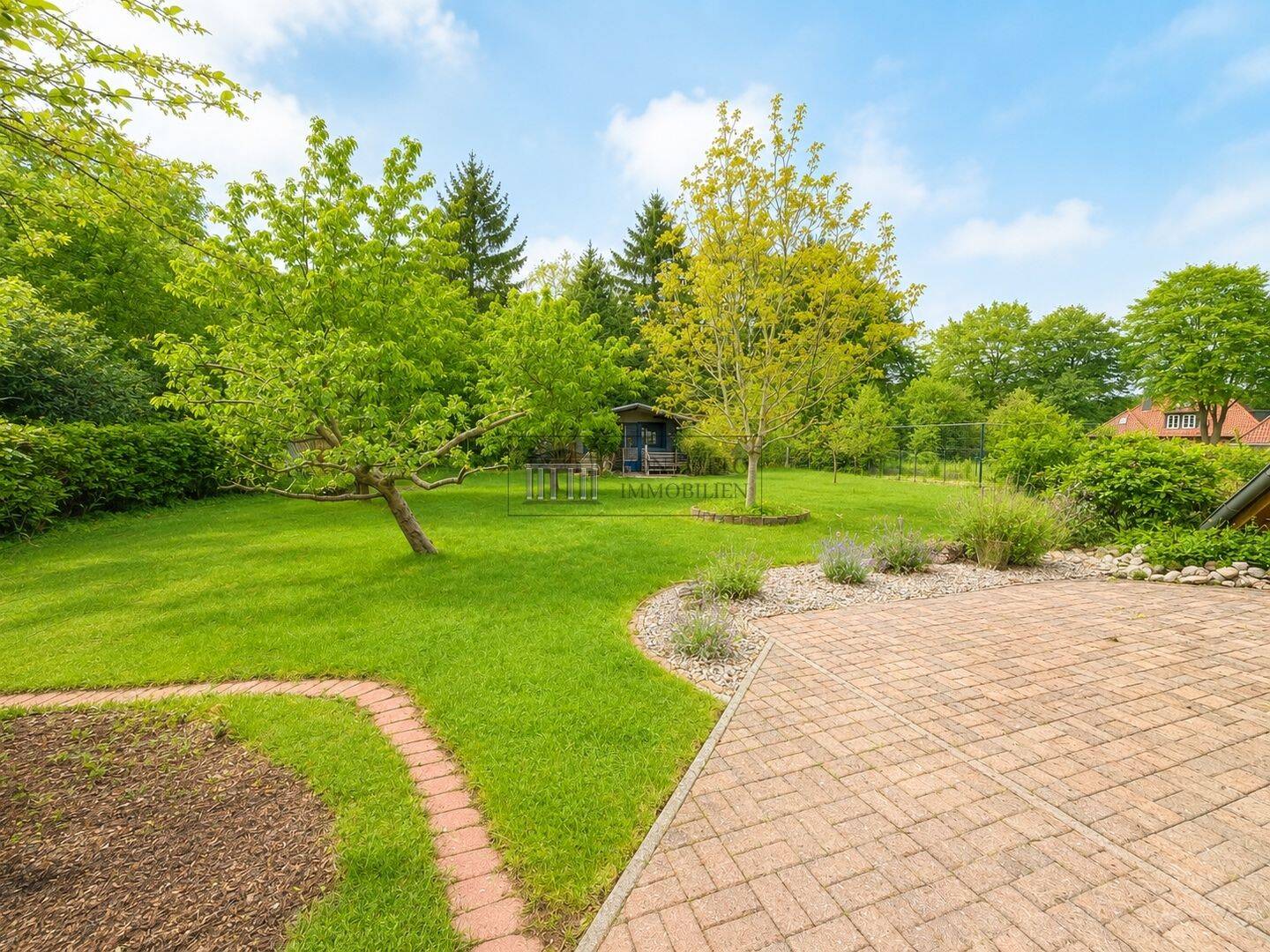 Einfamilienhaus mit großem Garten, 21386 Betzendorf