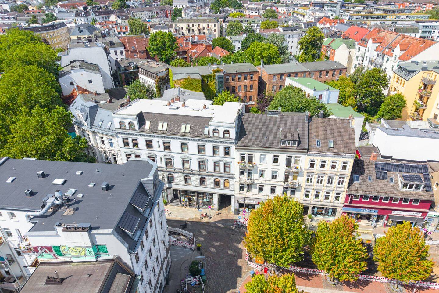 Charmante Altbauwohnung in Hinterhoflage am Spritzenplatz | GLADIGAU, 22765 Hamburg (Altona Altona-Altstadt Altona-Nord Ottensen)