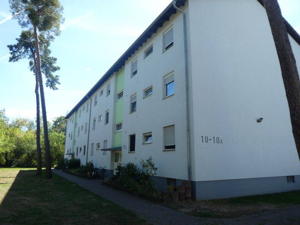 Traumwohnung in Mannheim-Käfertal: Moderne Ausstattung, großer Balkon und Außenstellplatz!, 68309 Mannheim (Käfertal Vogelstang)