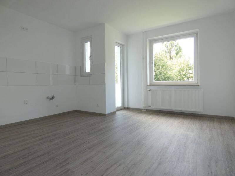 *** Meine erste eigene Wohnung! Sanierung beginnt in Kürze! ***, 45355 Essen (Bergeborbeck Bochold Borbeck-Mitte)