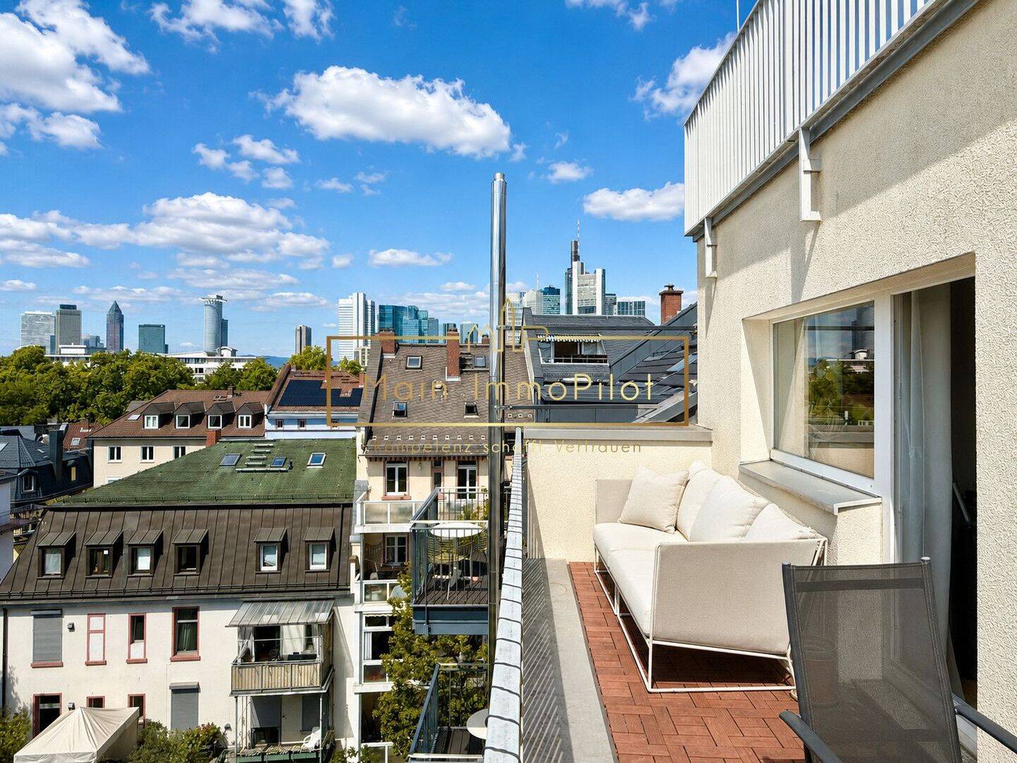 Penthouse-Highlight nahe Schweizer Platz mit sonniger Dachterrasse & Skylineblick, 60596 Frankfurt am Main (Sachsenhausen)