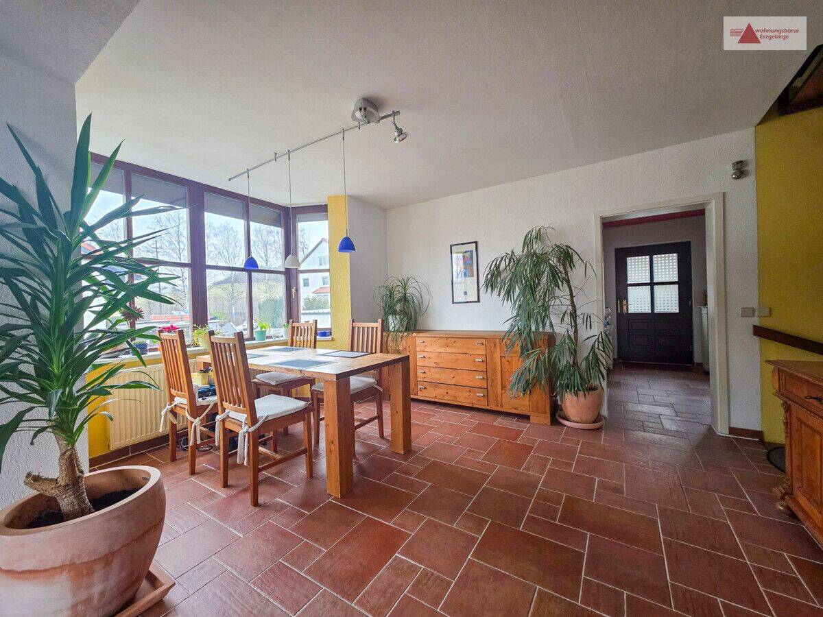 Ihr neues Zuhause in Bad Schlema – großzügiges Reihenendhaus in ruhiger Lage, 8280 Aue-Bad Schlema