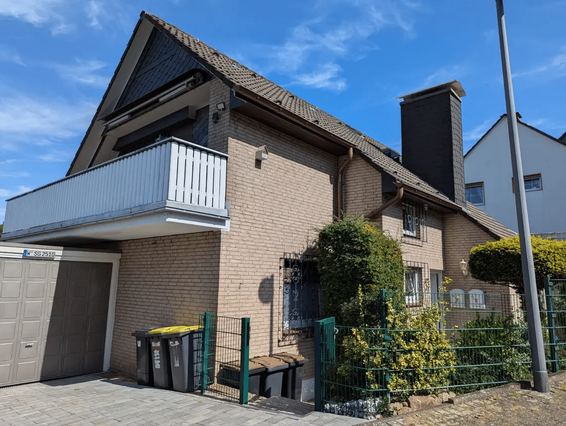 Großzügiges Studio-Apartment mit großem Balkon in W-Langerfeld, 42389 Wuppertal (Langerfeld)