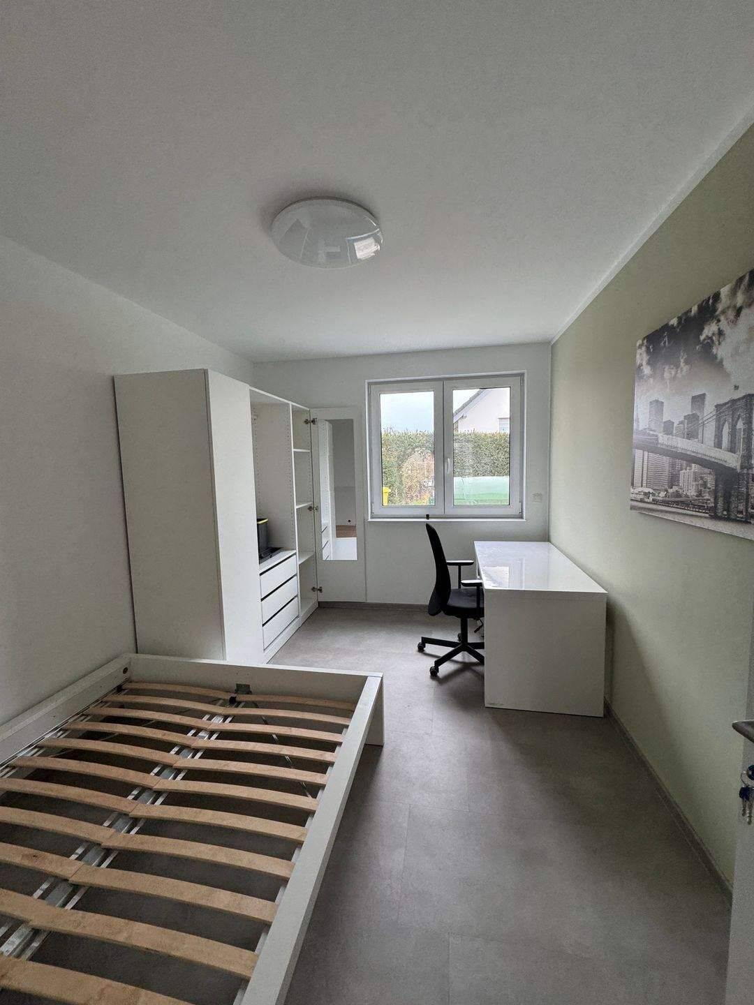 Frauen-WG mit Balkon in Altlobeda – modern & möbliert, 7747 Jena (Lobeda)