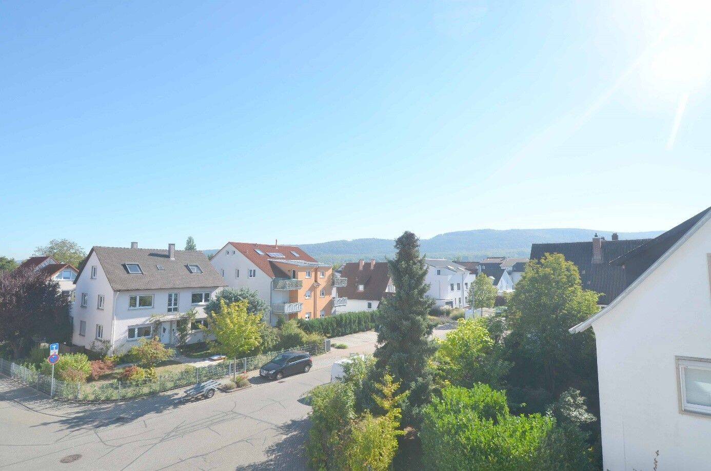 MODERN WOHNEN – TOP-ENERGIEEFFIZIENZ – 4-ZIMMER-MAISONETTE-WOHNUNG MIT BALKON, 76316 Malsch