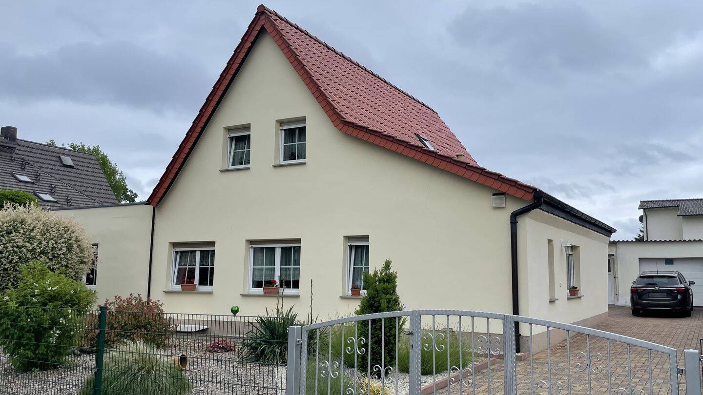 Familienglück mit Gartenoase, 2991 Lauta
