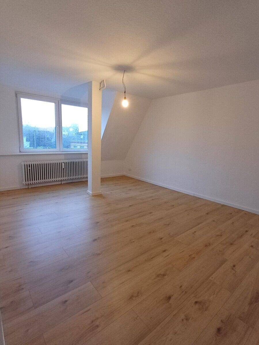 Großzügige, zentral gelegene 3-ZW zu vermieten: Fleethörn 64 in Kiel- Otto Stöben GmbH, 24103 Kiel (Altstadt Damperhof Exerzierplatz Vorstadt)