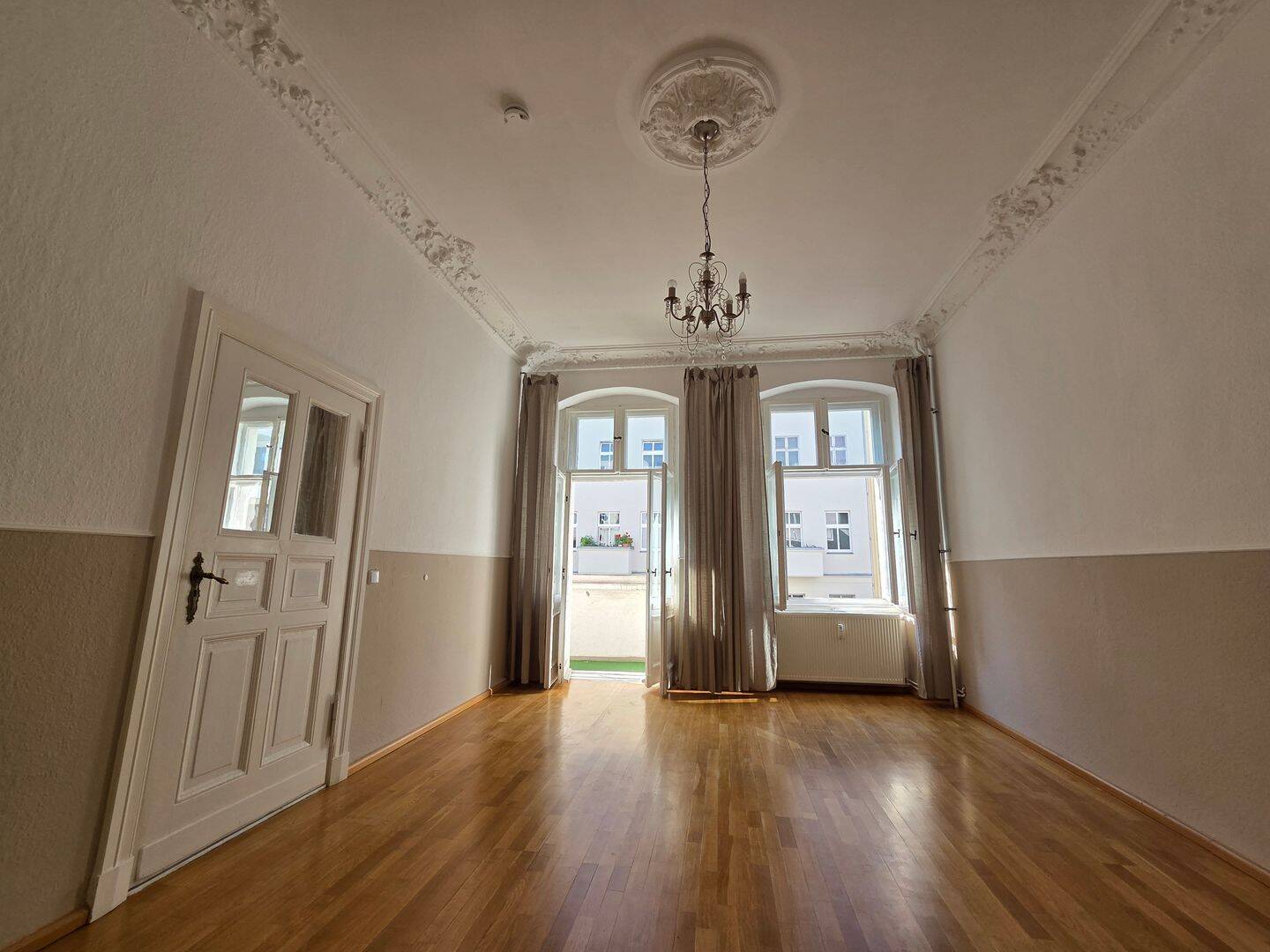 3 Zimmer 80 m² ab sofort befristet für 12 Monate Nähe Frankfurter Tor, 10249 Berlin (Friedrichshain-Kreuzberg Friedrichshain Prenzlauer Berg)