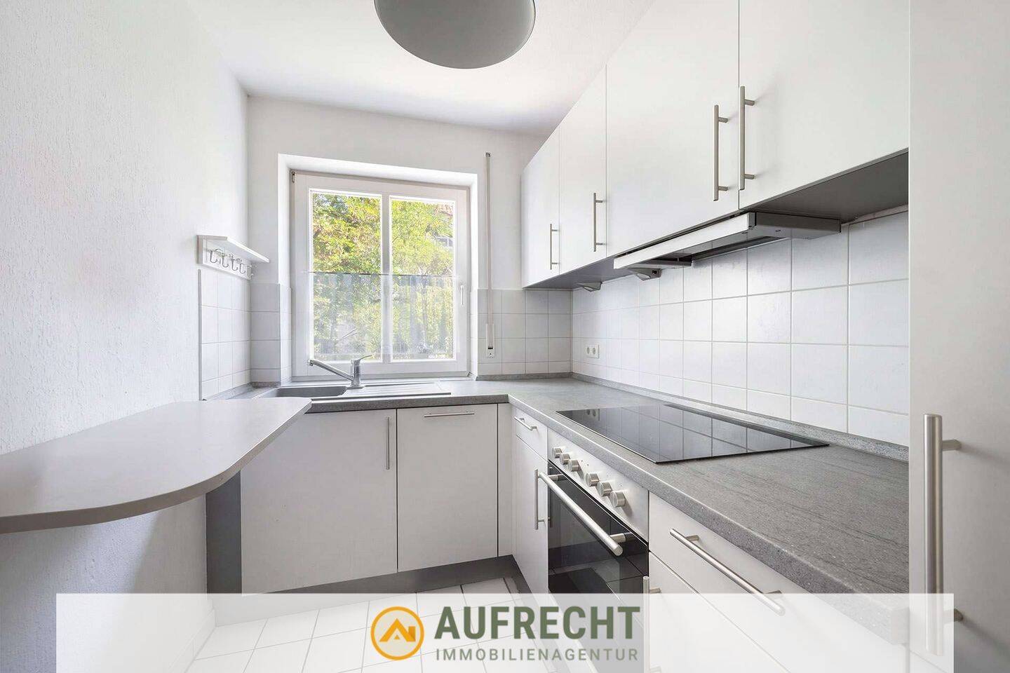 A U F R E C H T °KLEINER RAUM. GROSSE WIRKUNG.° 1,5-Zimmer-Wohnung in Dachau-Süd, 85221 Dachau