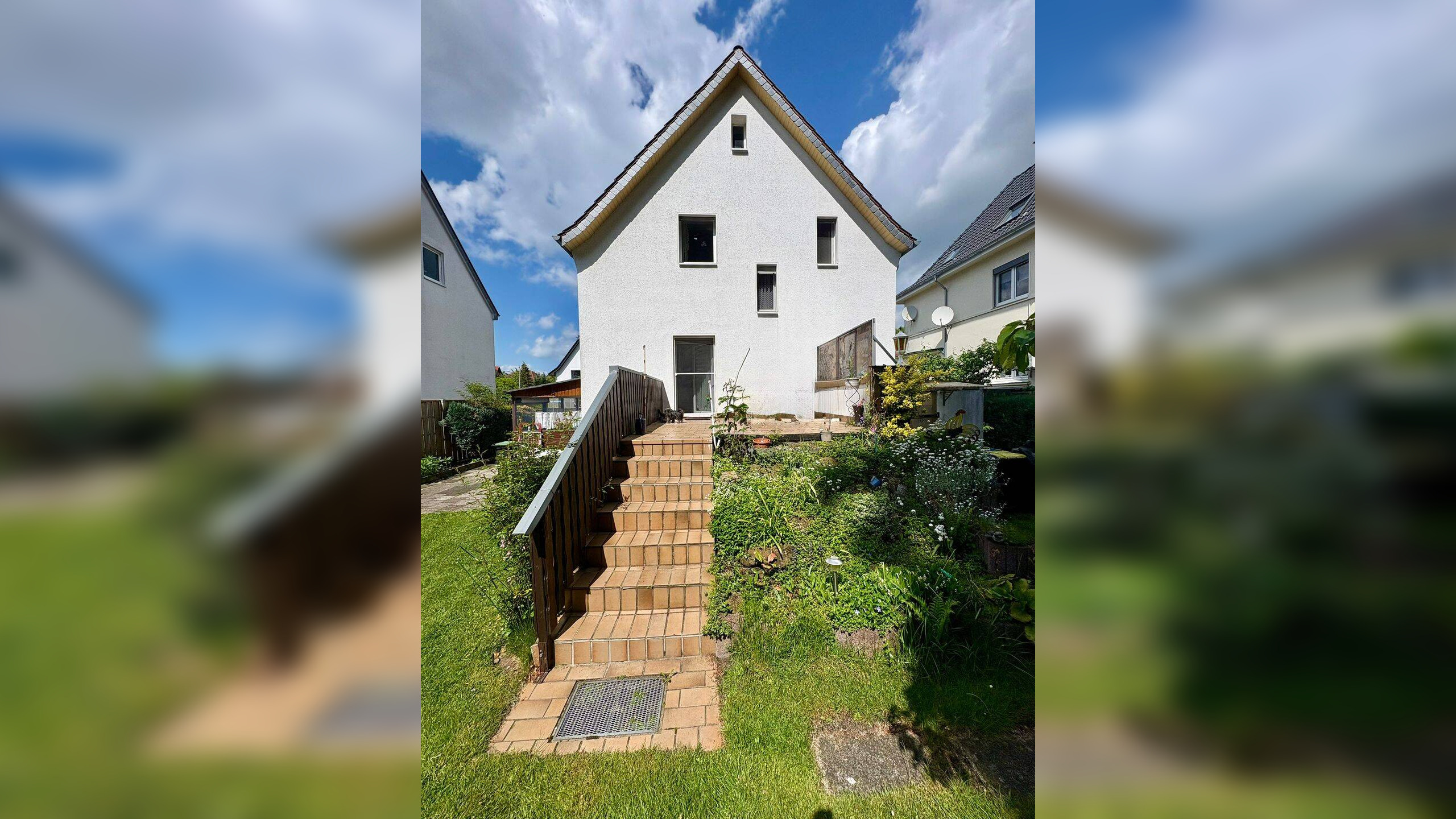 Gepflegtes Einfamilienhaus in naturnaher Lage von Bielefeld-Quelle mit lebenslangem Wohnrecht, 33649 Bielefeld (Brackwede Holtkamp Quelle Ummeln)