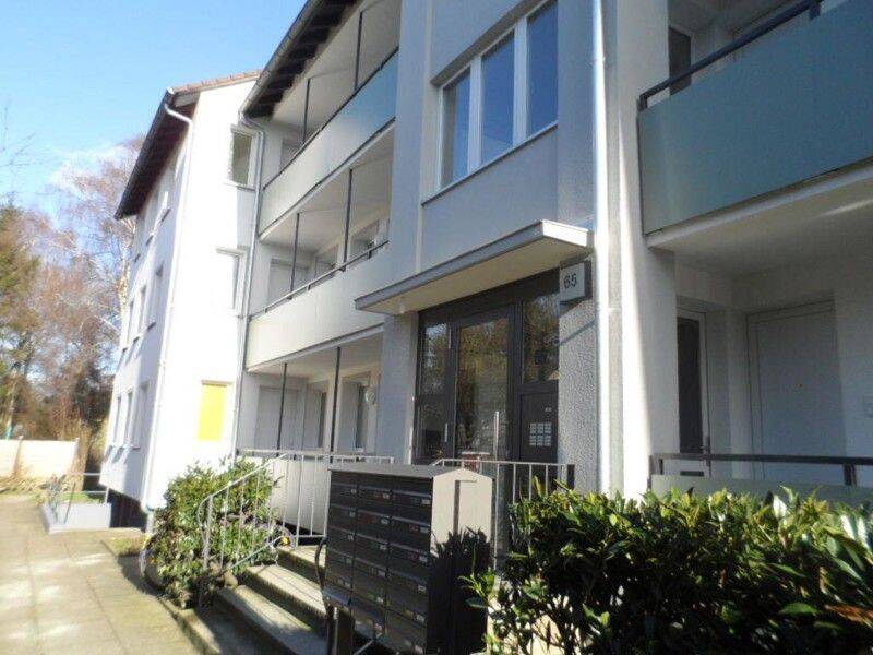 Frisch renoviert! 3-Zimmer Wohnung im Erdgeschoss mit Balkon, 33607 Bielefeld (Innenstadt)