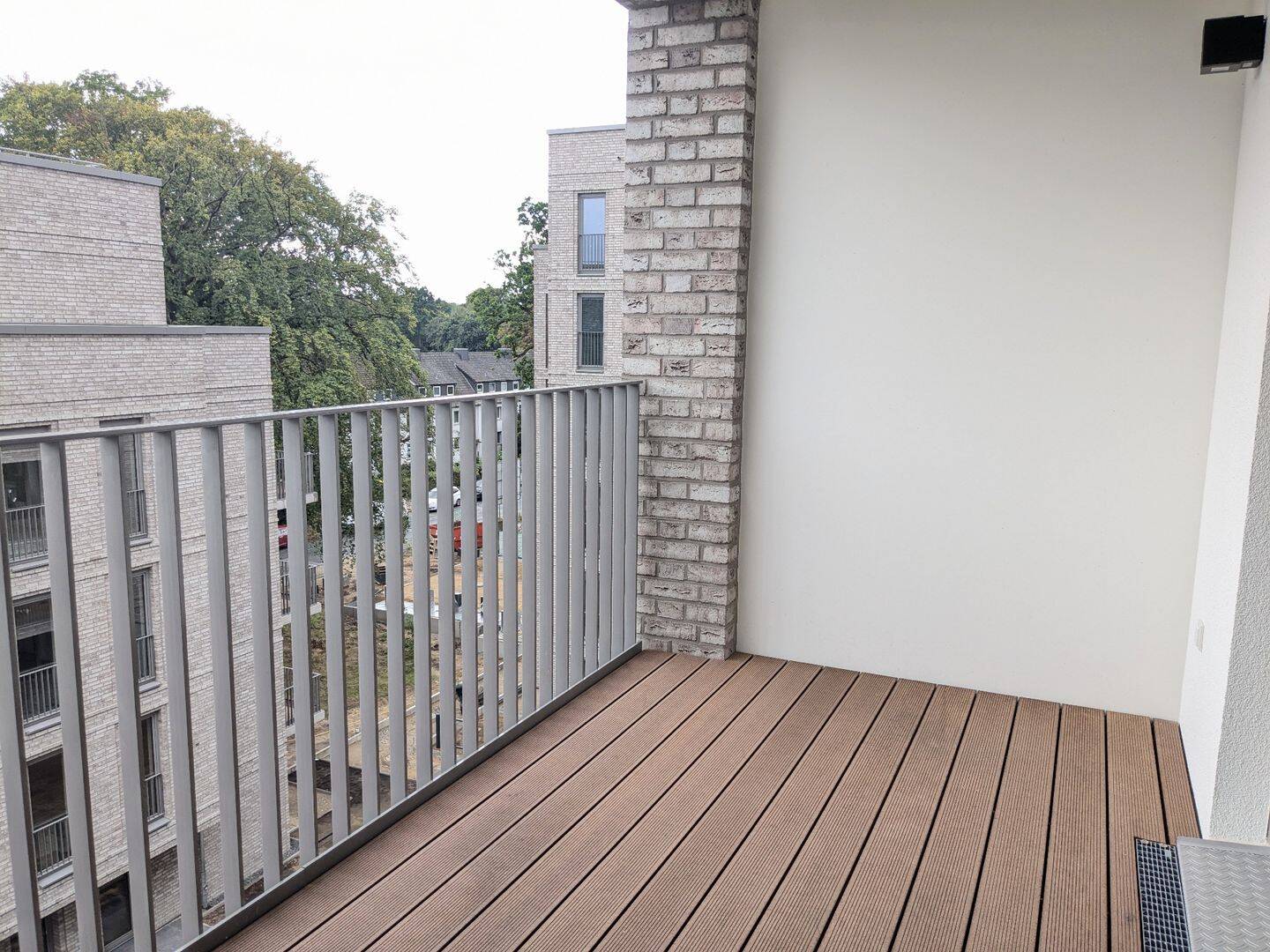Erstbezug – 2 Zimmer Wohnung zum 01.11. zu vermieten, 22453 Hamburg (Eimsbüttel Fuhlsbüttel Groß Borstel Niendorf)