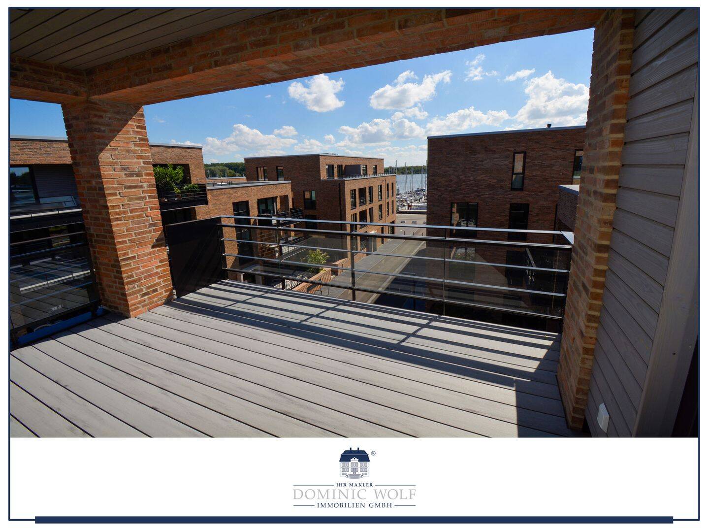 Erstbezug: Moderne Wohnung mit Blick auf den Hafen, 23570 Lübeck (Travemünde)