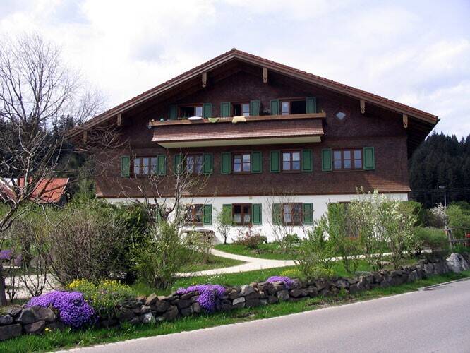 Blick ins Grüne: 2-Zimmer-Wohnung mit Balkon bei Ofterschwang!, 87527 Ofterschwang