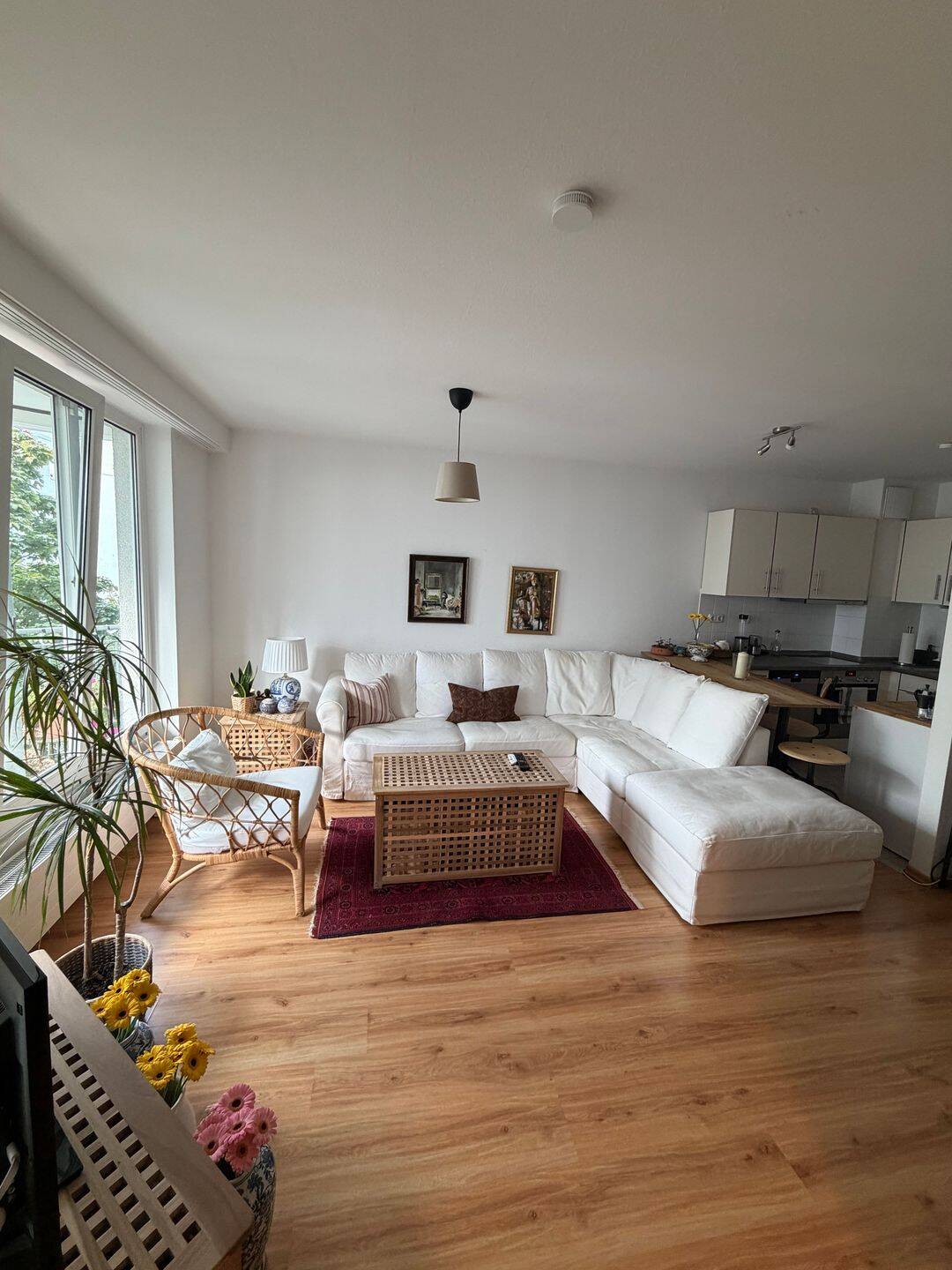 Möblierte 2-Zimmer-Wohnung in Berlin-Mitte mit großem Balkon & Blick auf den Berliner Fernsehturm, 10179 Berlin (Mitte)