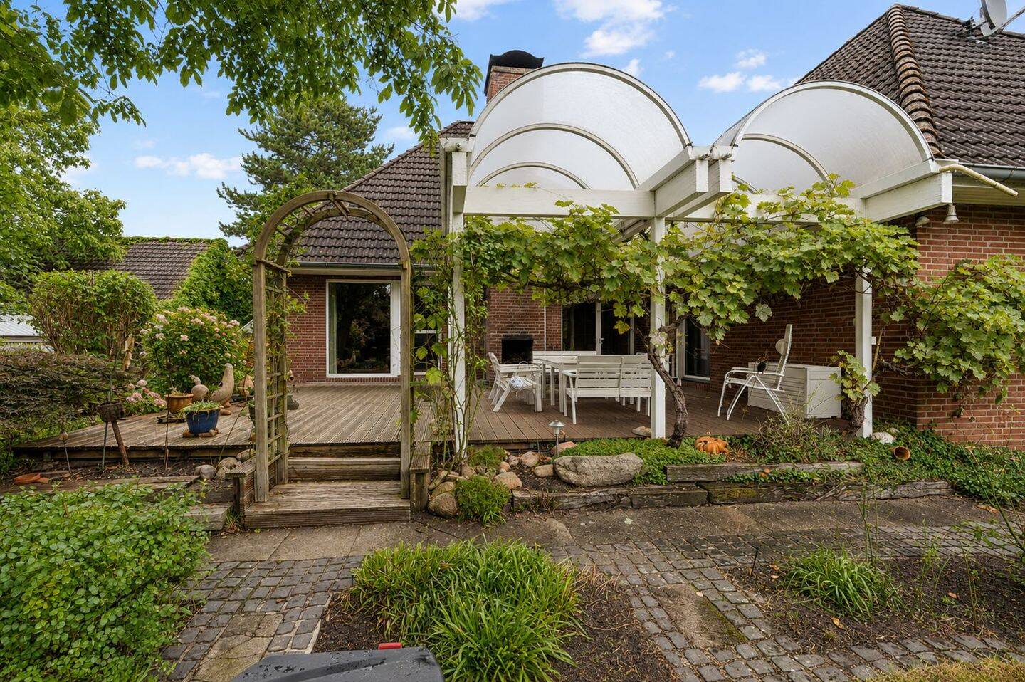 Familiendomizil in bester Wohnlage, 30938 Burgwedel
