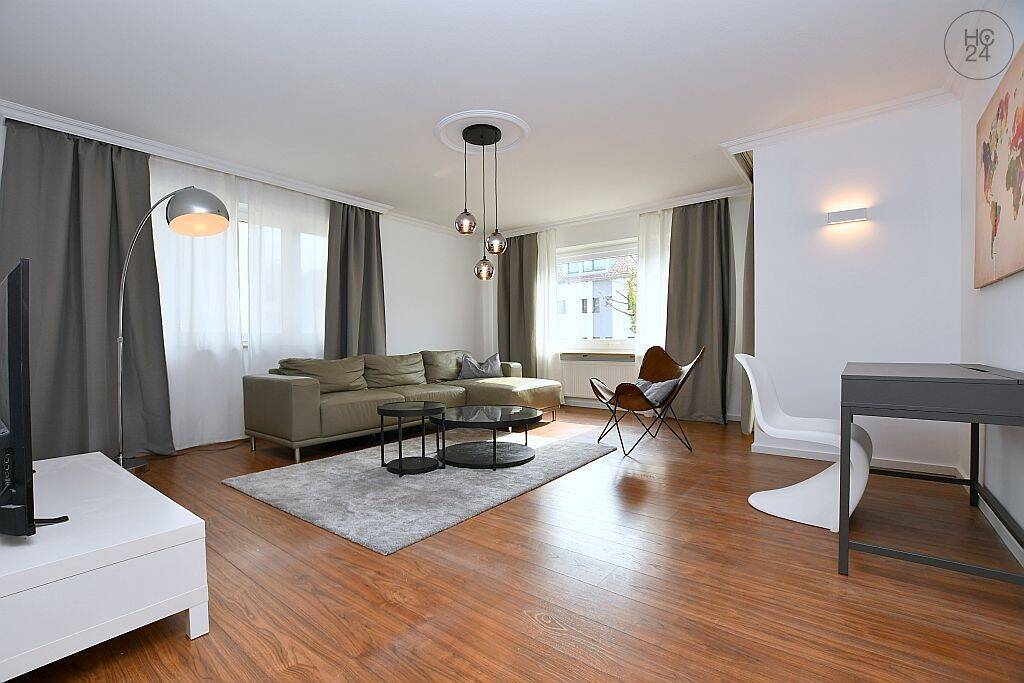 Wunderschöne Wohnung mit Südbalkon in Stuttgart Vaihingen, 70563 Stuttgart (Vaihingen)