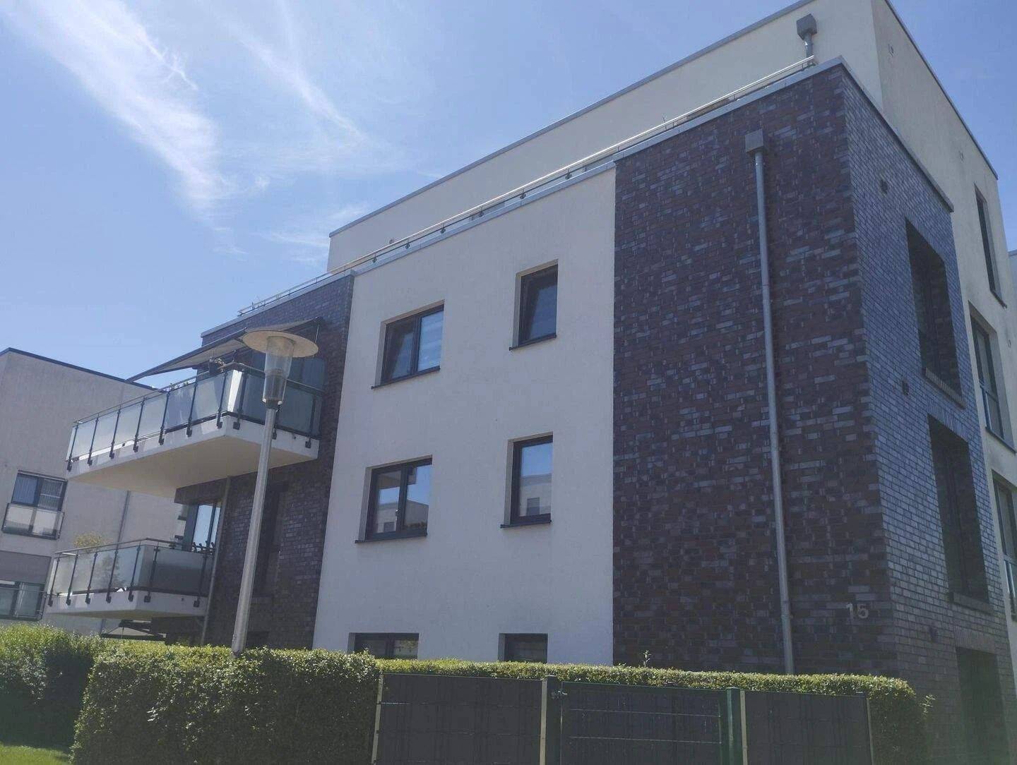 Moderne 3-Zimmer-Wohnung mit Balkon in Buxtehude, 21614 Buxtehude