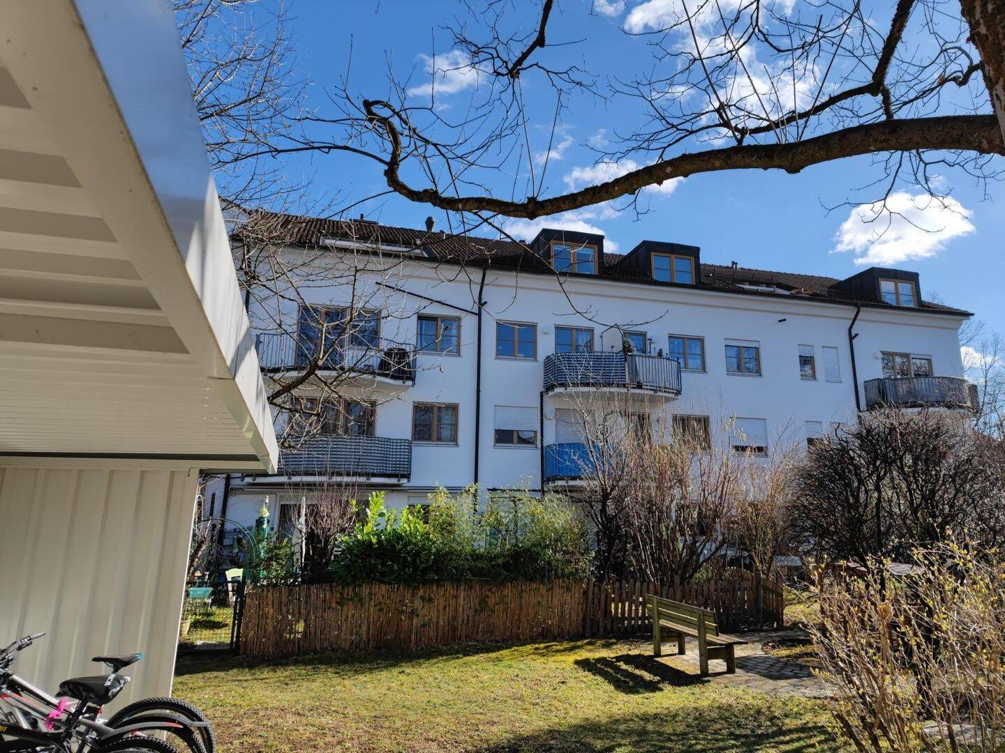 +++ Helle 1-Zi.-Whg. im 1. OG mit EBK, Balkon und Aufzug +++, 81369 München (Sendling Sendling-Westpark Thalk. Obersendl.-Forsten-Fürstenr.-Solln)