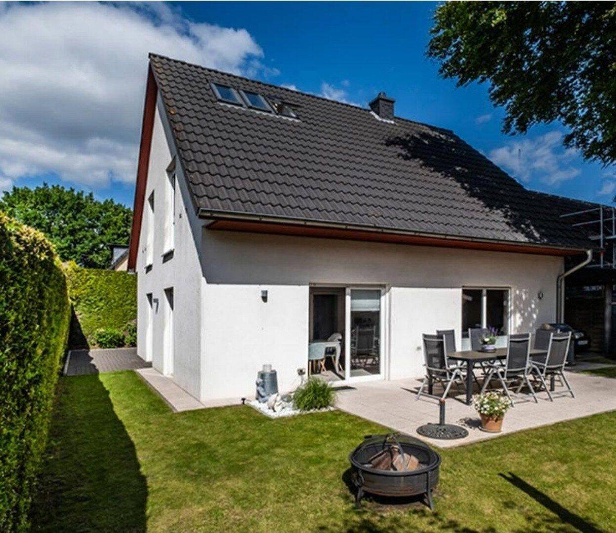 Einfamilienhaus, 22399 Hamburg (Wandsbek Hummelsbüttel Lemsahl-Mellingstedt Poppenbüttel)