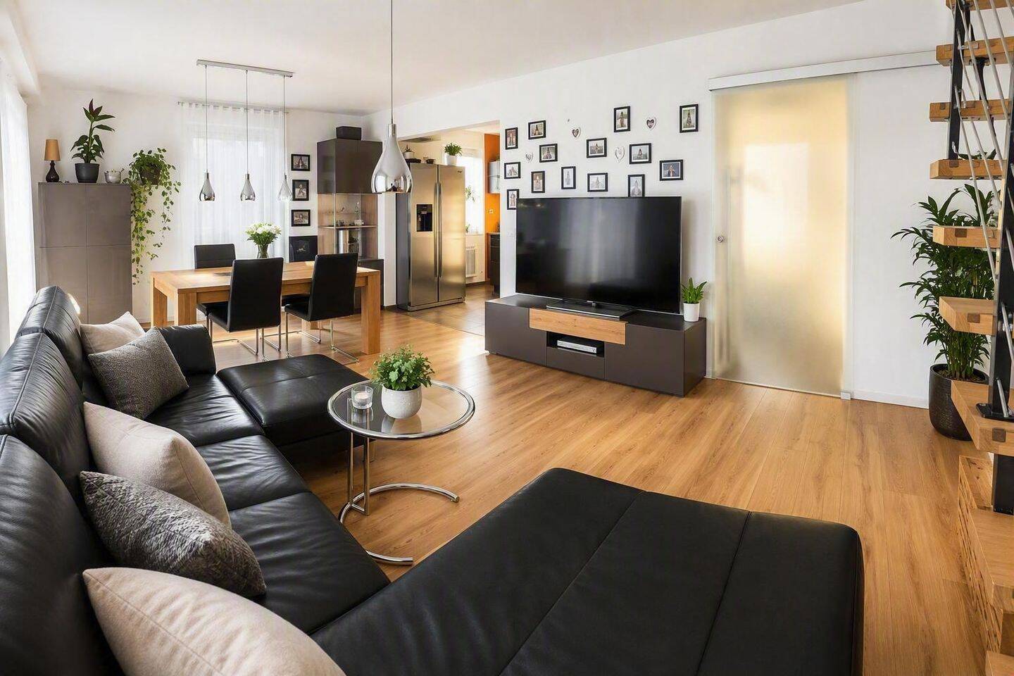 Charmante 3-Zimmer Maisonette-Wohnung, 90451 Nürnberg (Eibach Hafen Maiach Reichelsdorf Röthenbach bei Schweinau)