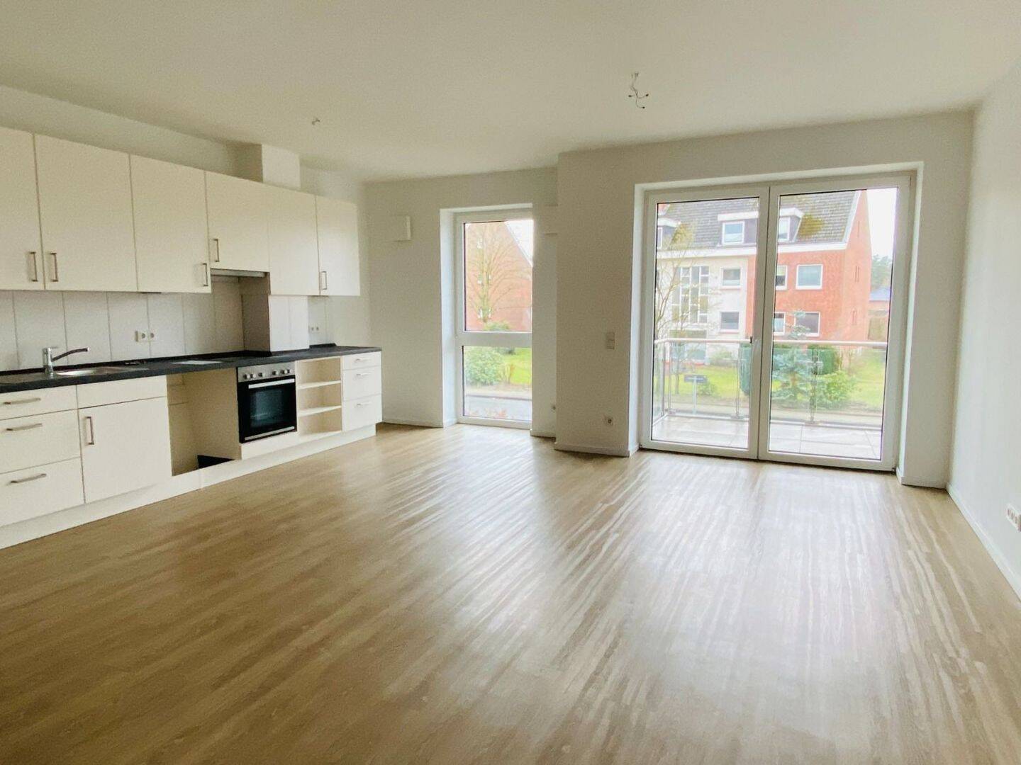Moderne 2-Zimmer-Wohnung mit in Neu Wulmstorf mit Tiefgaragenstellplatz, 21629 Neu Wulmstorf