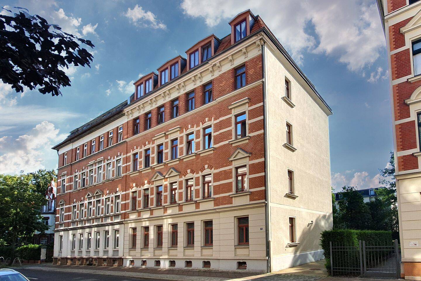 BEGEHRTE LAGE TRIFFT WOHNQUALITÄT // moderne 2-Zimmerwohnung mit Balkon, Tageslichtbad & Stellplatz, 4416 Markkleeberg