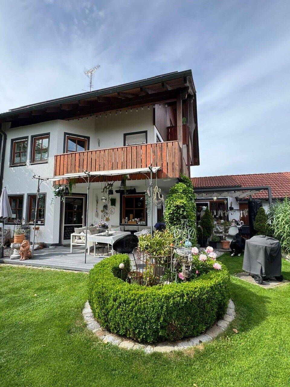Haus, 6 Zimmer, 210 m², in Pforzen, 87666 Pforzen