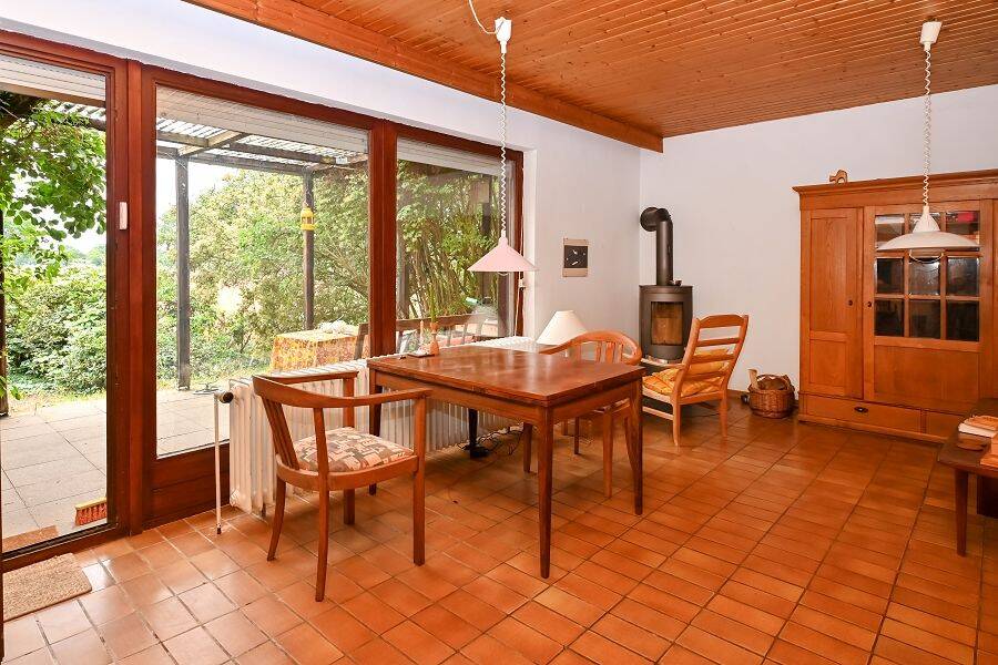 Einfamilienhaus in Feldrandlage mit großem Garten und viel Potenzial, 31535 Neustadt am Rübenberge