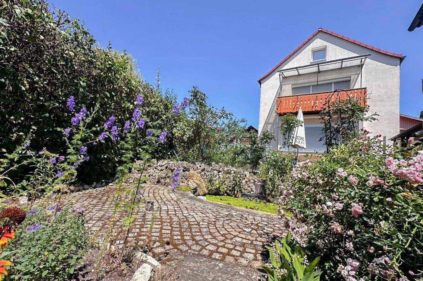 Leerstehende 3-Zi. Whg. mit 2 Balkonen, Garten & 24 m² Hobbyraum mit Bad – in Nürnberg- Röthenbach, 90449 Nürnberg (Gebersdorf Neuröthenbach Röthenbach bei Schweinau)