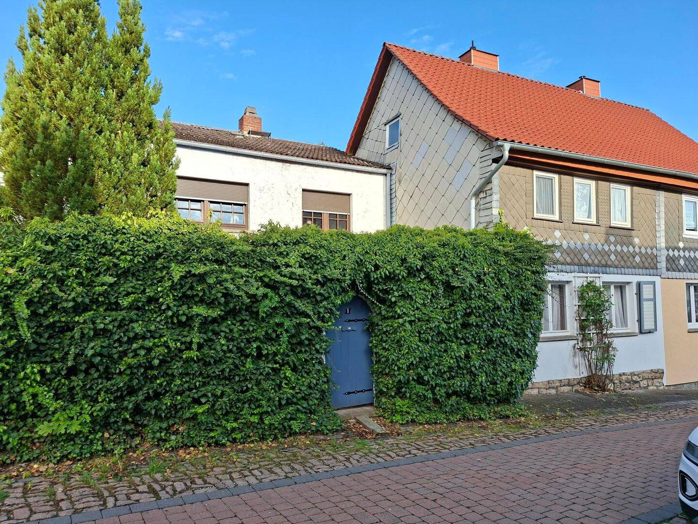 Geräumiges Einfamilienhaus mit Potenzial in Großbodungen, 37345 Am Ohmberg