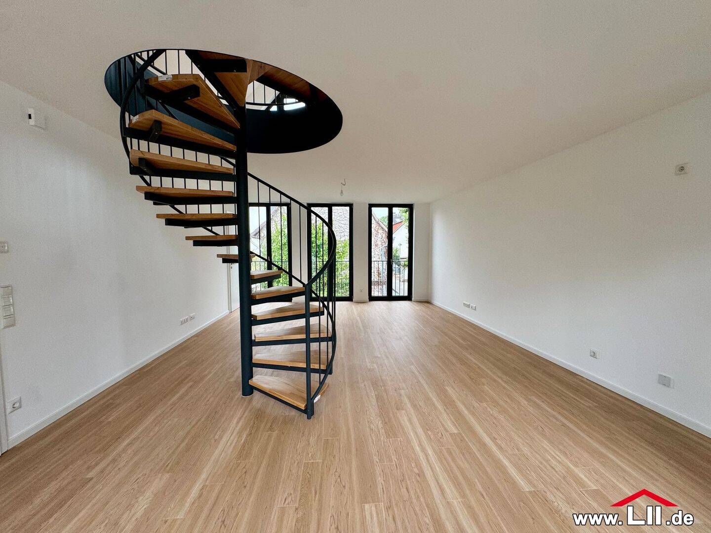 Neubau helle Maisonettewohnung in Heddernheim, 60439 Frankfurt am Main (Heddernheim Kalbach Niederursel Praunheim)