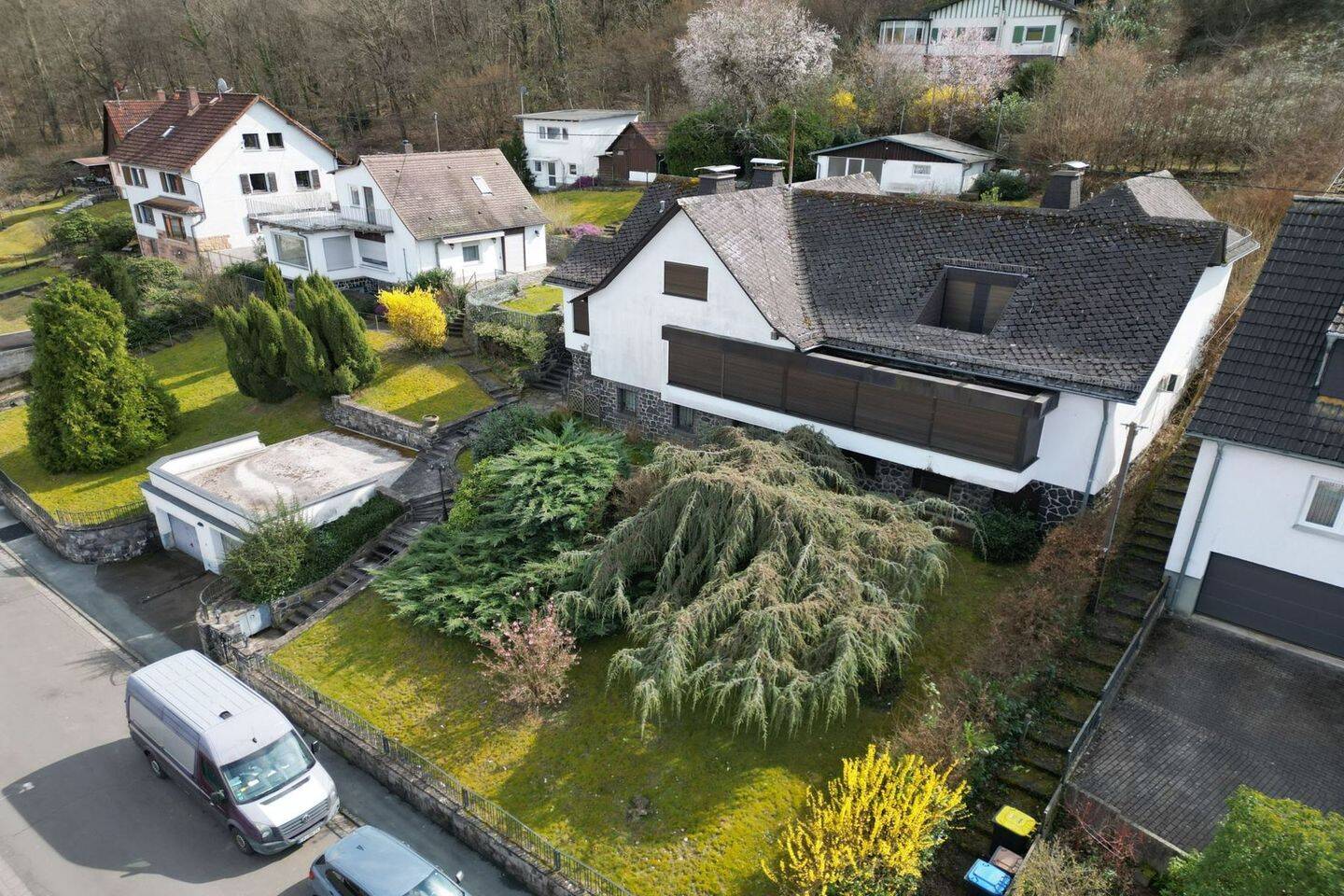 „Doppelt genießen: Ihr Immobilien-Paket aus 2 Häusern mit spektakulärem Ausblick in Ortenberg!“, 63683 Ortenberg