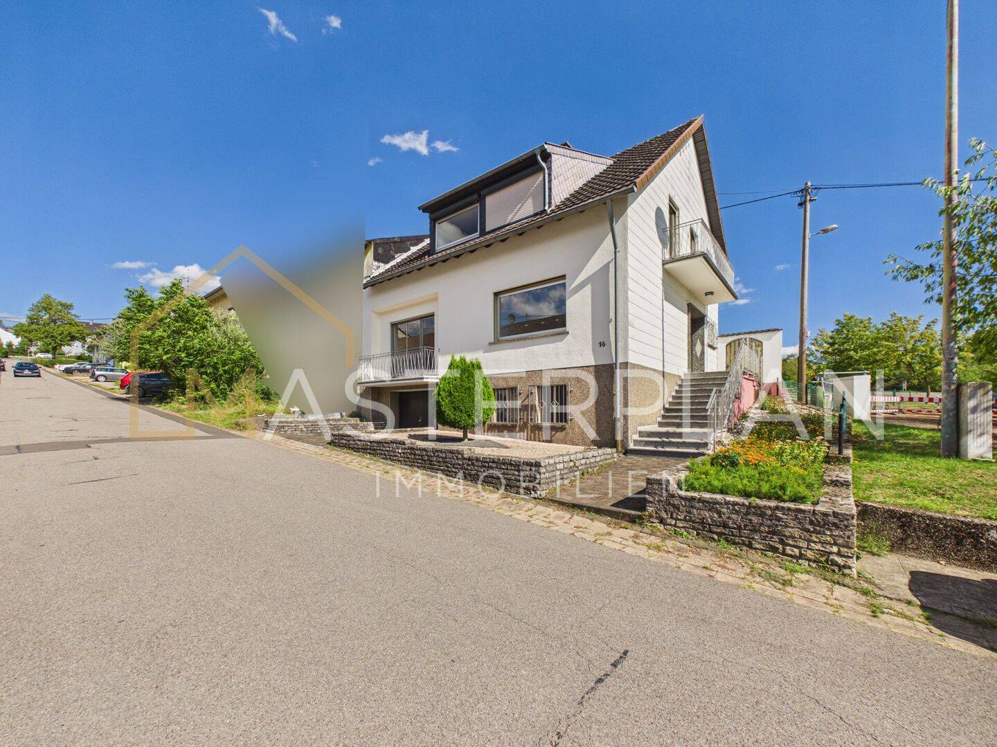 Ein- Zweifamilienhaus in Kerlingen mit Platz für die ganze Familie!, 66798 Wallerfangen
