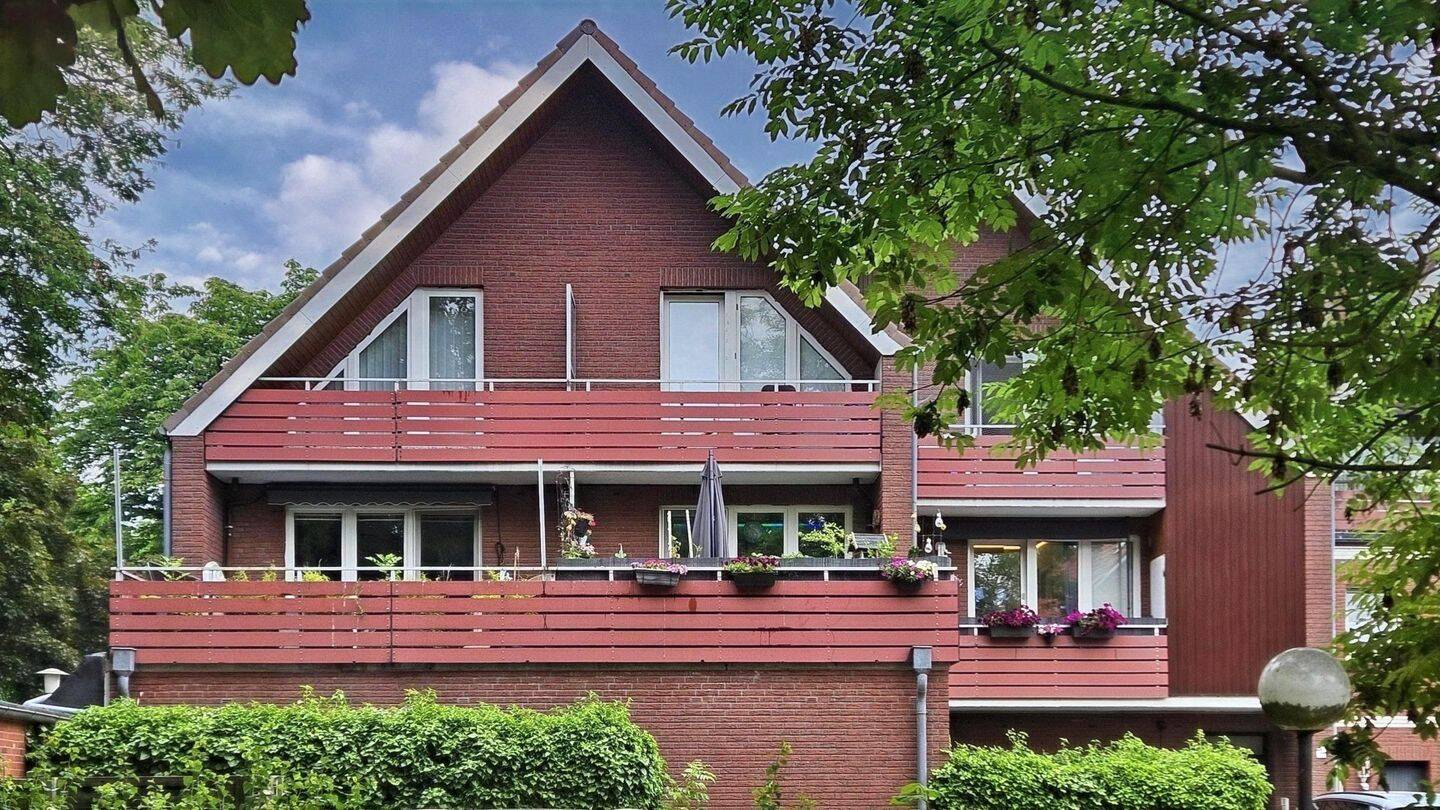 CUX-Altenbruch, zwischen ELBE und EDEKA, am Marktplatz und am Kirchpark, mit West-Blick ins Grüne, 27478 Cuxhaven