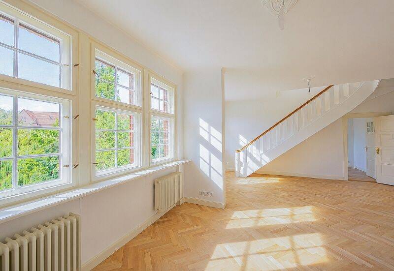 Am Kreuzpfuhlteich in Weißensee: 4 Zi-DG-Maisonette mit Aufzug EBK u 2 Balkonen (WE09), 13086 Berlin (Pankow Weißensee)