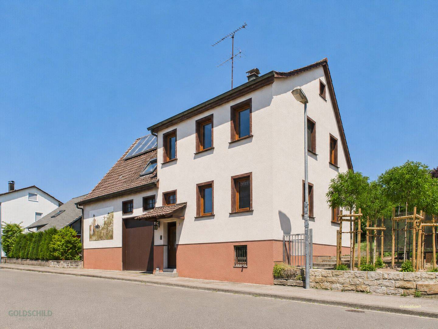 Wohnhaus mit ca. 458 m² Nutzfläche, großer Scheune und außergewöhnlichem Ausbaupotenzial | Hochdorf, 73269 Hochdorf